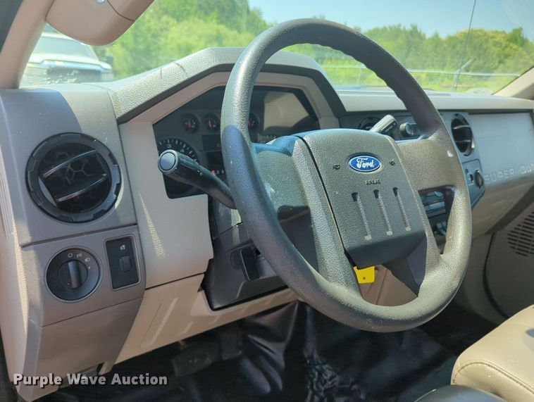 image for item MX9329 2008 Ford F450 Super Duty  utility / service truck