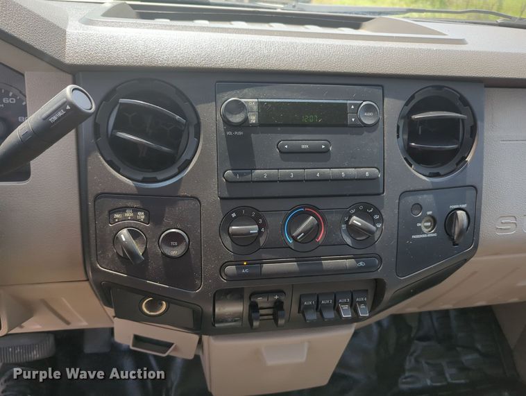 image for item MX9329 2008 Ford F450 Super Duty  utility / service truck