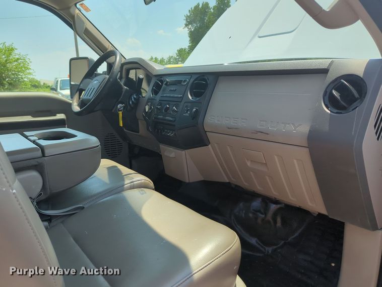 image for item MX9329 2008 Ford F450 Super Duty  utility / service truck