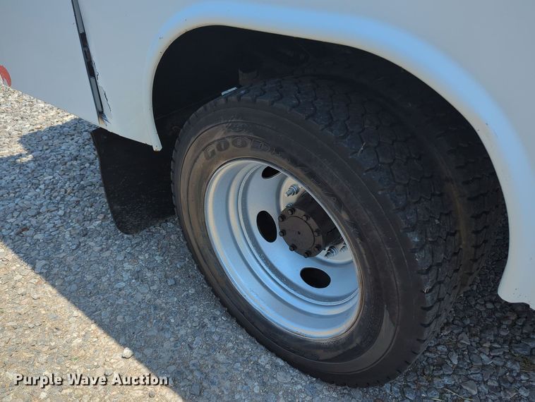 image for item MX9329 2008 Ford F450 Super Duty  utility / service truck