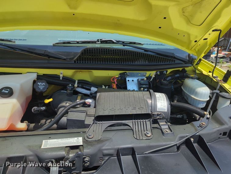 image for item MX9331 2004 Chevrolet Express G3500  school bus