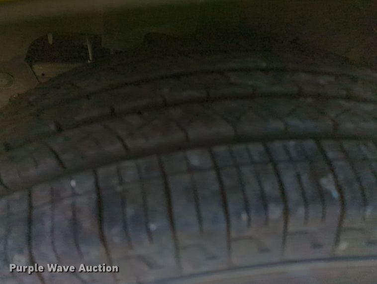 image for item MX9331 2004 Chevrolet Express G3500  school bus