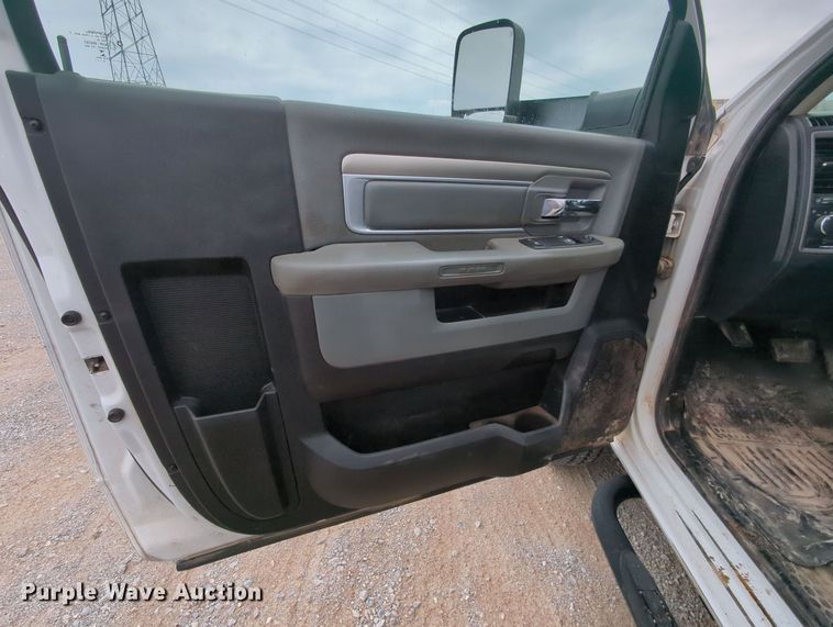 image for item MY9330 2015 Dodge Ram 3500  winch pickup truck