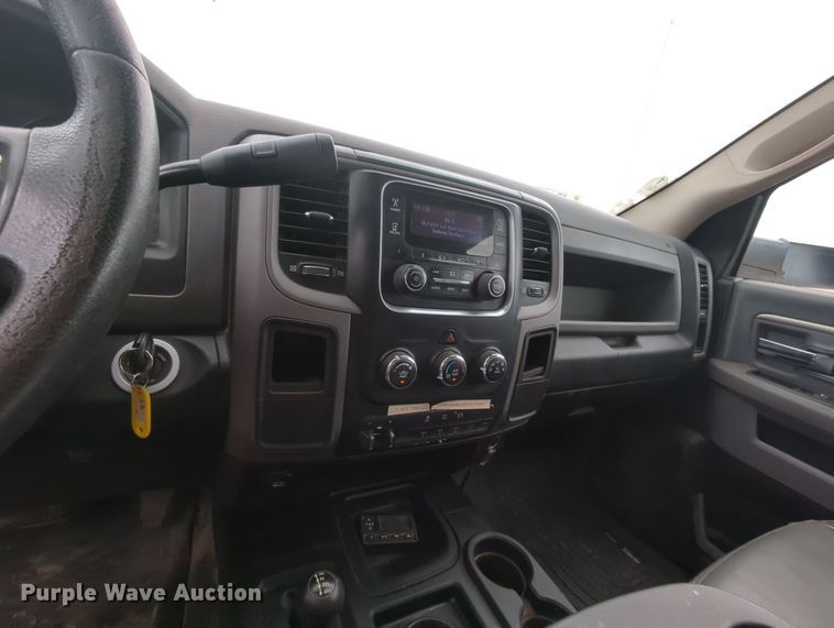 image for item MY9330 2015 Dodge Ram 3500  winch pickup truck