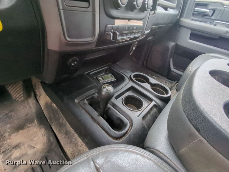 image for item MY9330 2015 Dodge Ram 3500  winch pickup truck