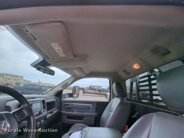 image for item MY9330 2015 Dodge Ram 3500  winch pickup truck