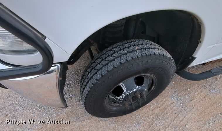 image for item MY9330 2015 Dodge Ram 3500  winch pickup truck