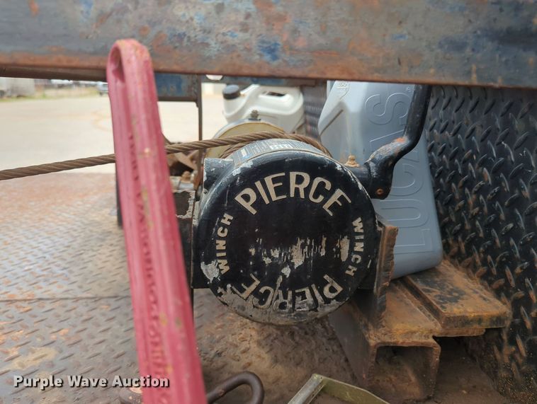 image for item MY9331 2015 Dodge Ram 3500  winch pickup truck