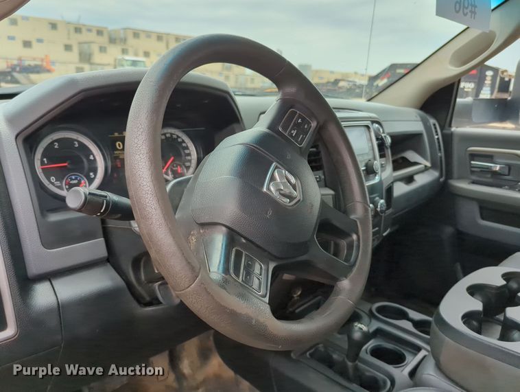 image for item MY9331 2015 Dodge Ram 3500  winch pickup truck