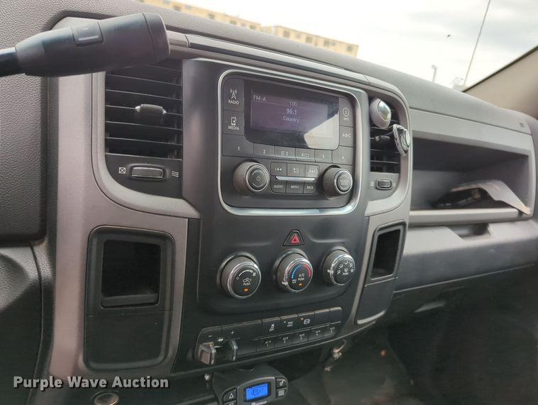 image for item MY9331 2015 Dodge Ram 3500  winch pickup truck