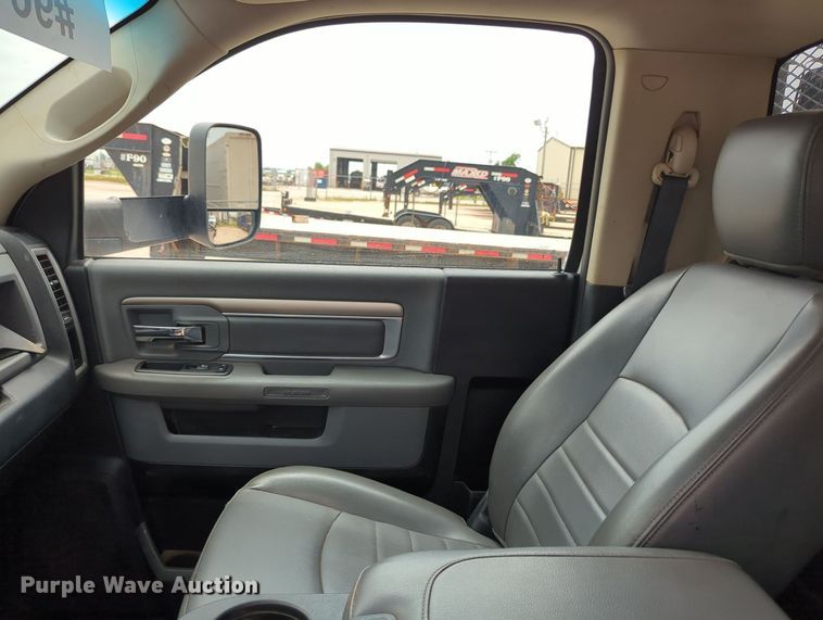 image for item MY9331 2015 Dodge Ram 3500  winch pickup truck