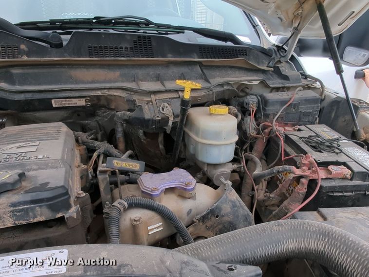 image for item MY9331 2015 Dodge Ram 3500  winch pickup truck