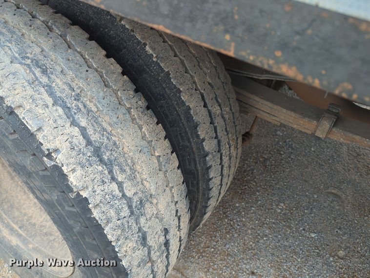 image for item MY9331 2015 Dodge Ram 3500  winch pickup truck