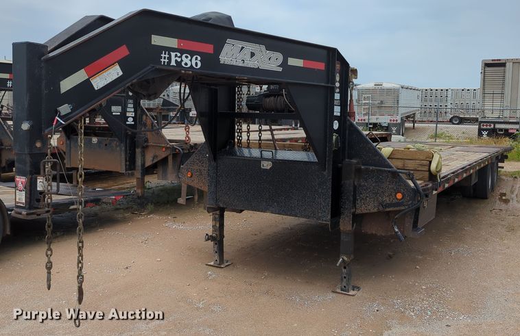 image for item MY9334 2016 MAXXD  equipment trailer