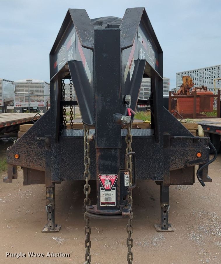 image for item MY9334 2016 MAXXD  equipment trailer