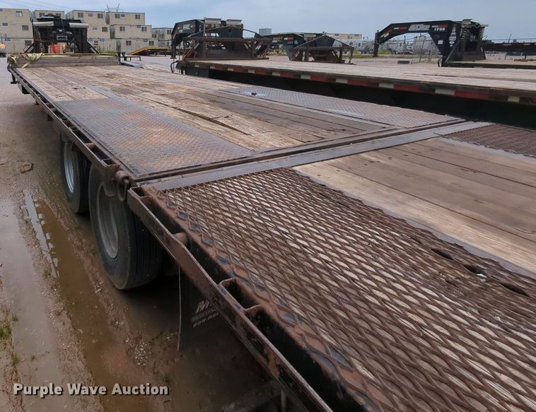 image for item MY9334 2016 MAXXD  equipment trailer