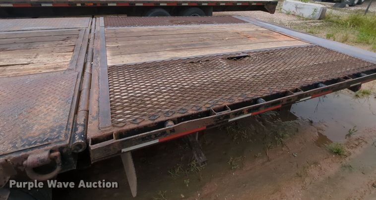 image for item MY9334 2016 MAXXD  equipment trailer