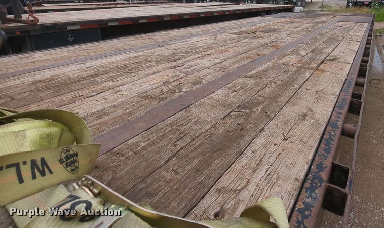 image for item MY9334 2016 MAXXD  equipment trailer