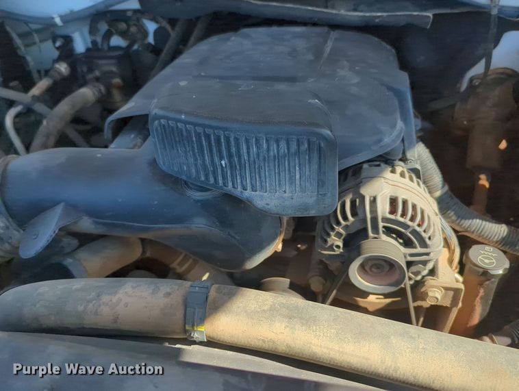 image for item MY9358 2011 Chevrolet Silverado 2500HD  Crew Cab pickup truck