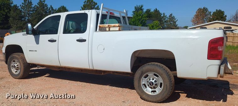 image for item MY9359 2013 GMC Sierra 2500HD  Crew Cab pickup truck