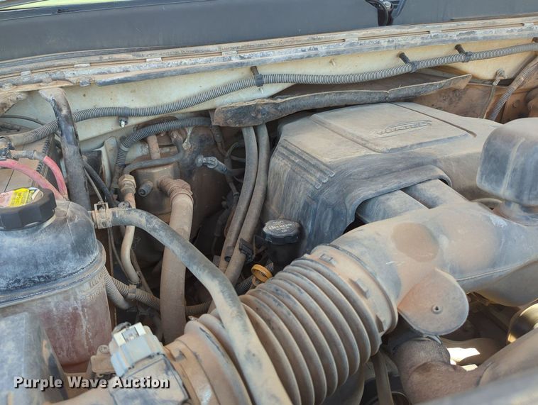 image for item MY9359 2013 GMC Sierra 2500HD  Crew Cab pickup truck