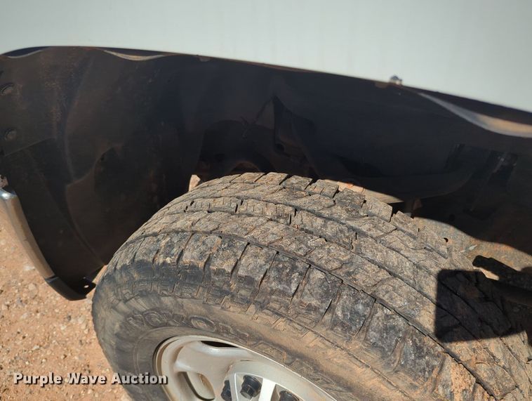 image for item MY9359 2013 GMC Sierra 2500HD  Crew Cab pickup truck