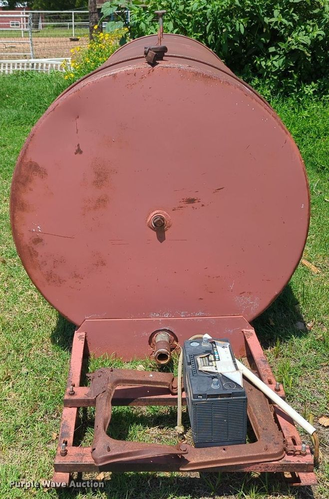 image for item MY9367 Fuel tank