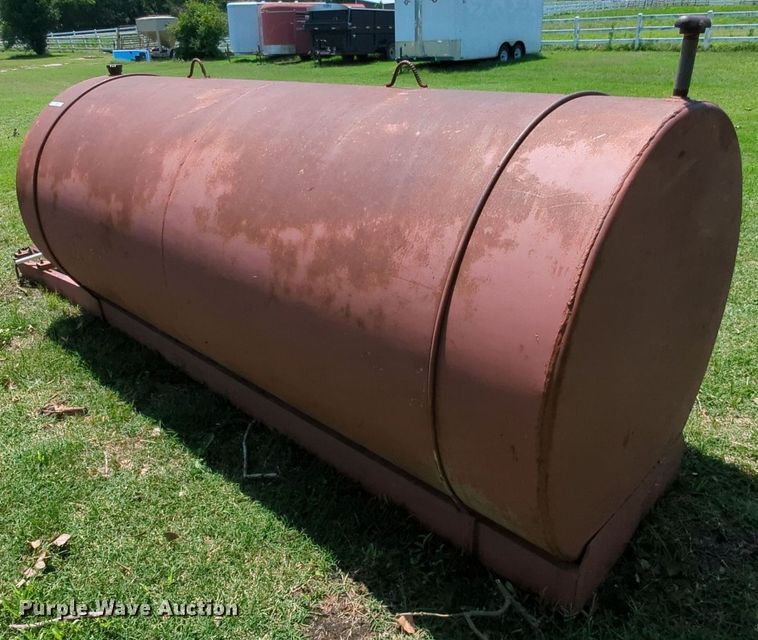 image for item MY9367 Fuel tank