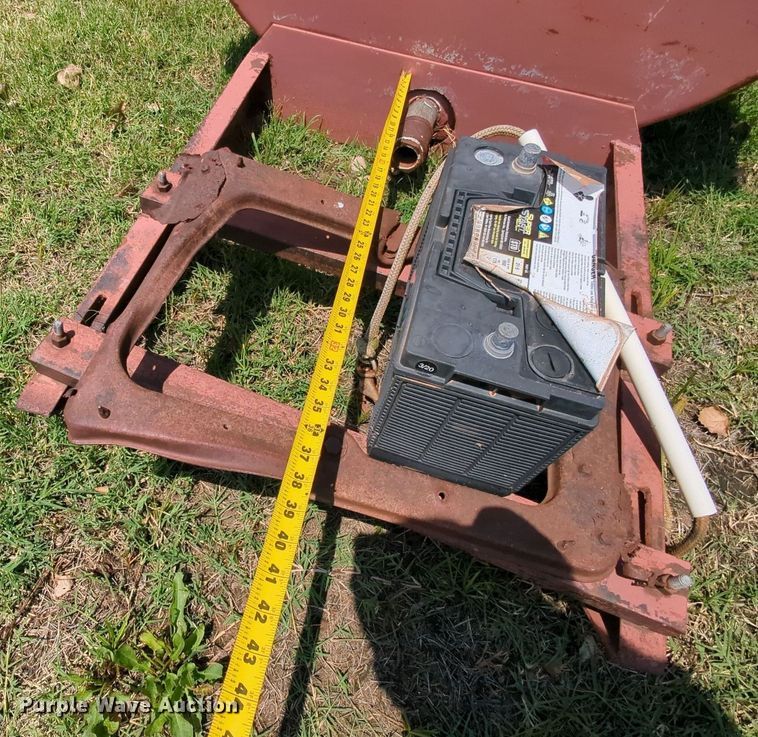 image for item MY9367 Fuel tank