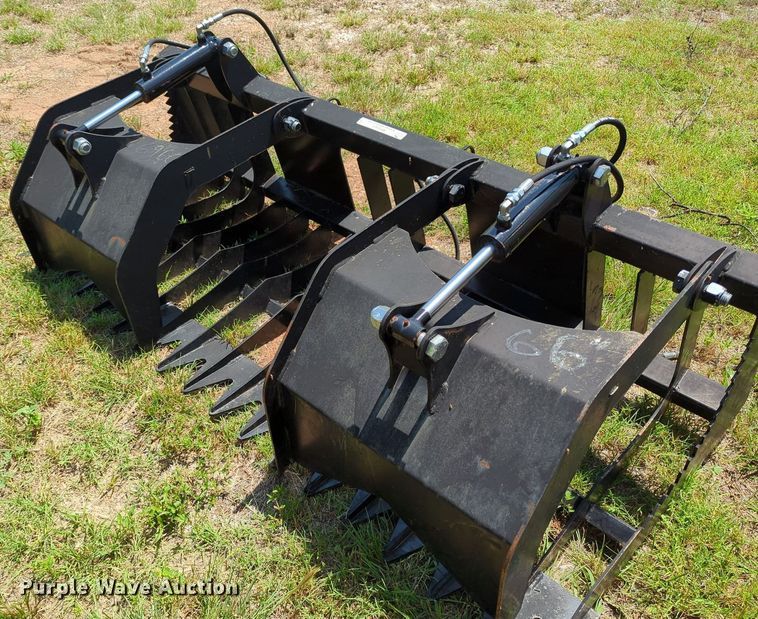 image for item MY9369 Skid steer grapple bucket