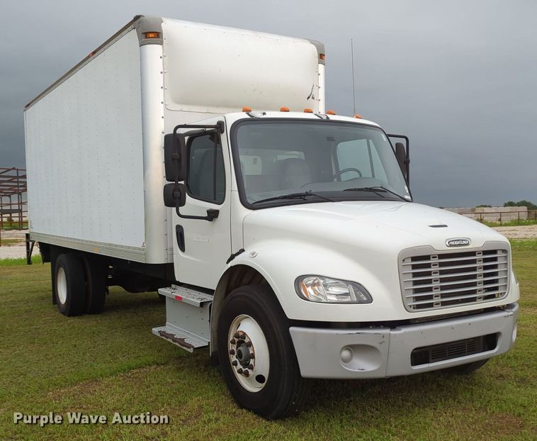 image for item MY9374 2014 Freightliner M2  box truck