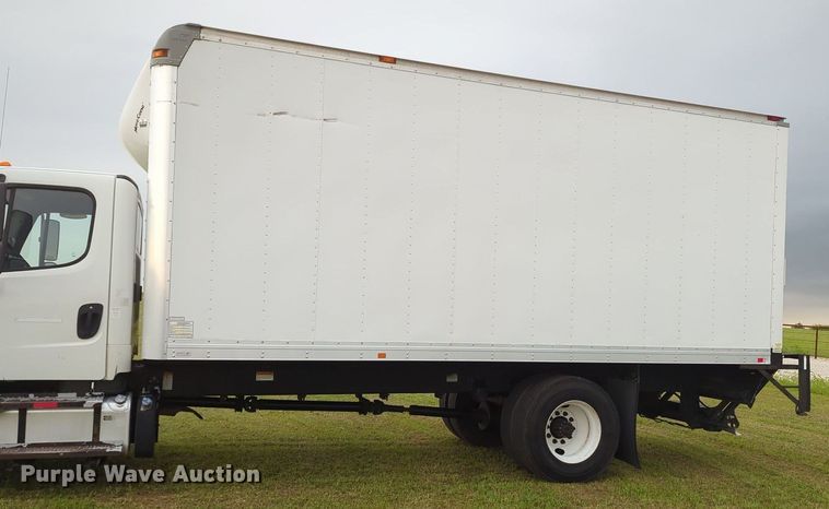 image for item MY9374 2014 Freightliner M2  box truck