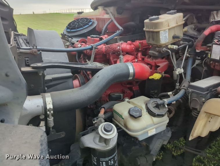 image for item MY9374 2014 Freightliner M2  box truck