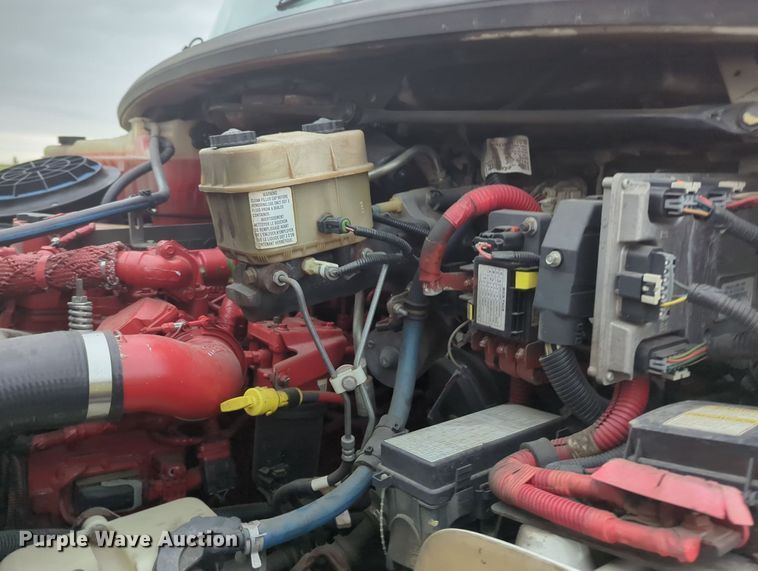 image for item MY9374 2014 Freightliner M2  box truck