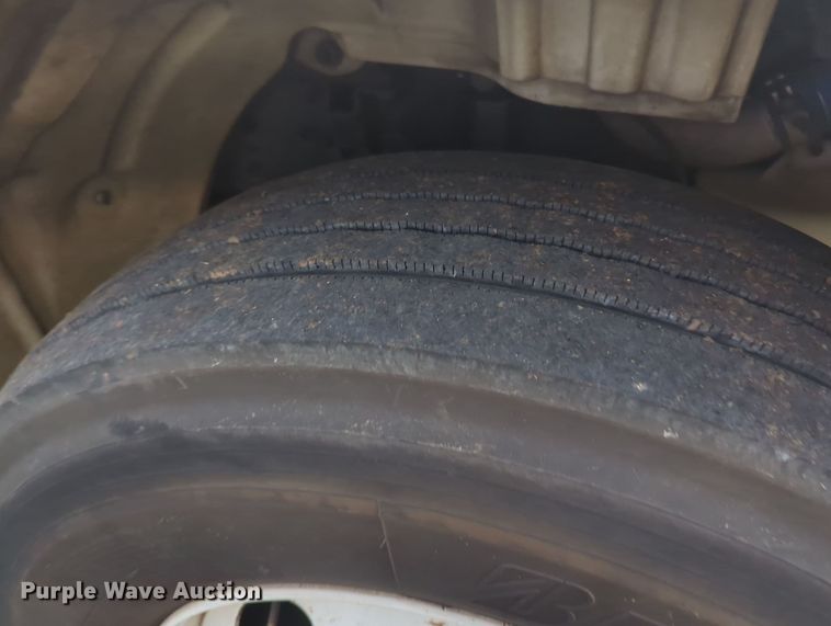 image for item MY9374 2014 Freightliner M2  box truck