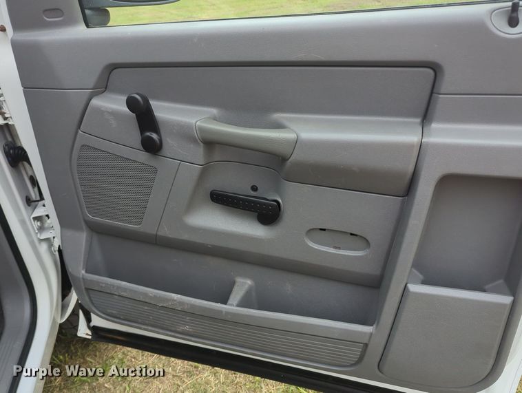 image for item MY9376 2008 Dodge Ram 2500  pickup truck