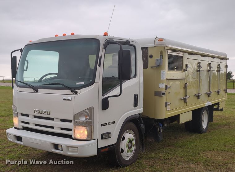 image for item MY9377 2015 Isuzu NPR  refrigerated delivery truck