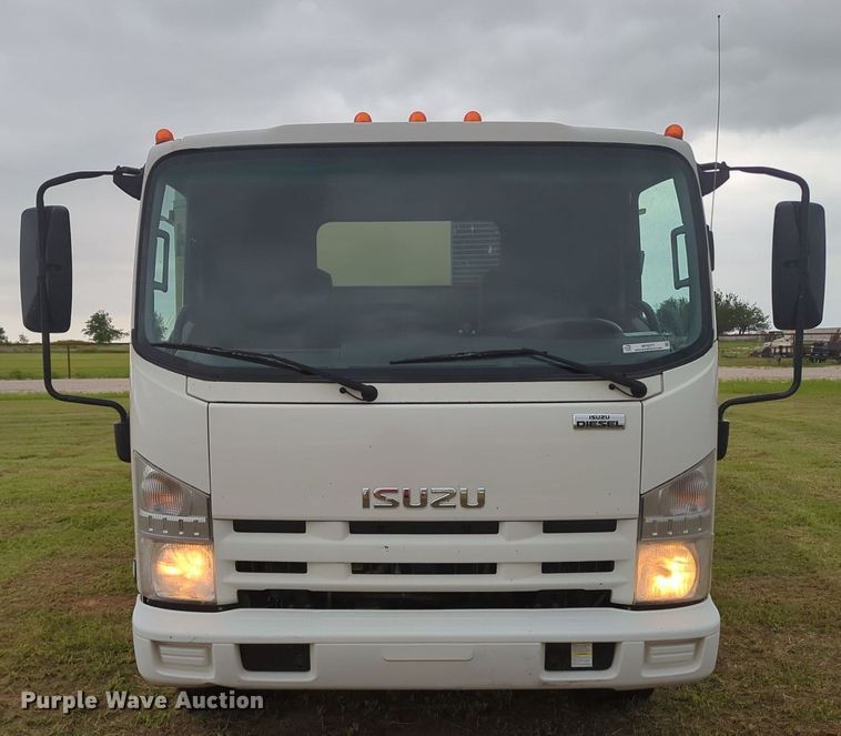 image for item MY9377 2015 Isuzu NPR  refrigerated delivery truck