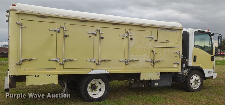 image for item MY9377 2015 Isuzu NPR  refrigerated delivery truck