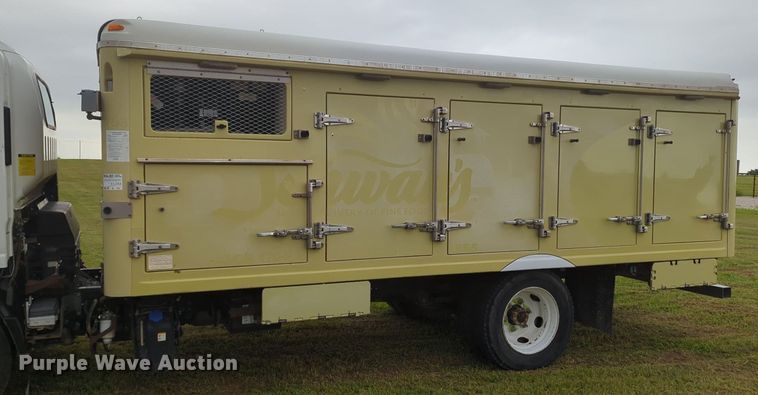 image for item MY9377 2015 Isuzu NPR  refrigerated delivery truck