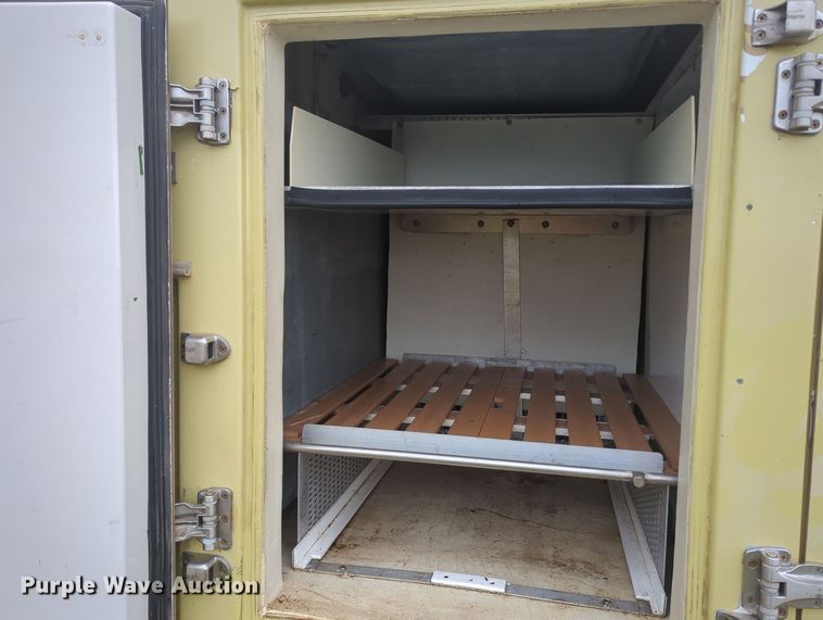 image for item MY9377 2015 Isuzu NPR  refrigerated delivery truck