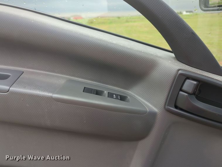 image for item MY9377 2015 Isuzu NPR  refrigerated delivery truck