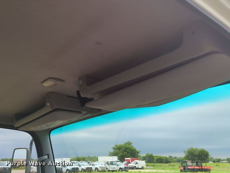 image for item MY9377 2015 Isuzu NPR  refrigerated delivery truck