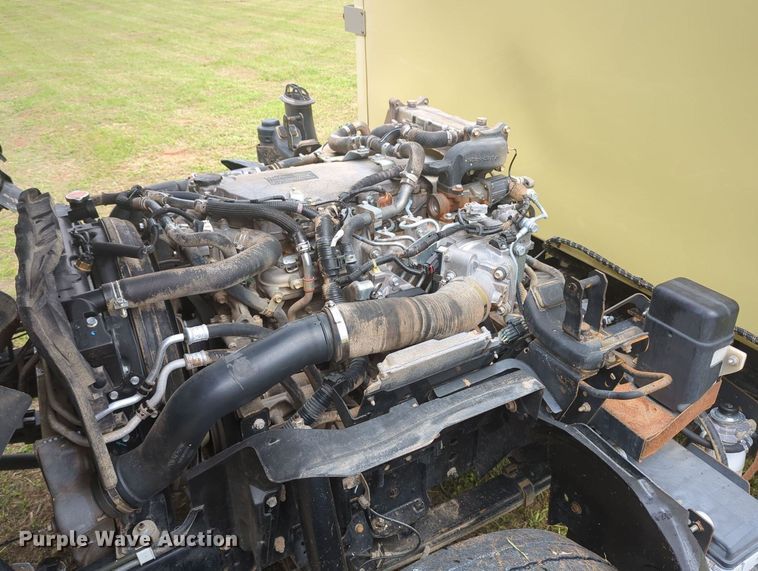 image for item MY9377 2015 Isuzu NPR  refrigerated delivery truck