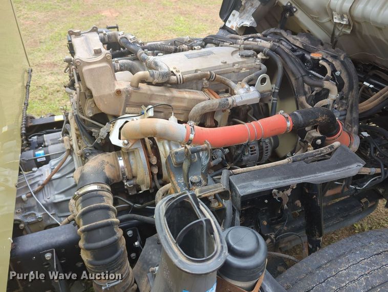 image for item MY9377 2015 Isuzu NPR  refrigerated delivery truck