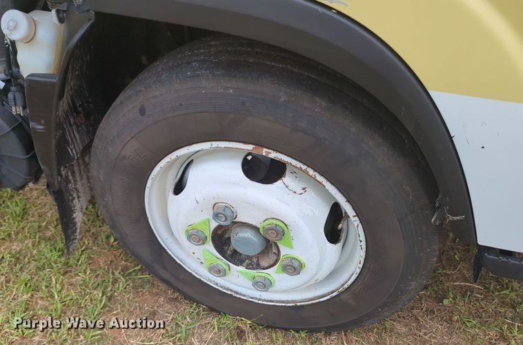 image for item MY9377 2015 Isuzu NPR  refrigerated delivery truck