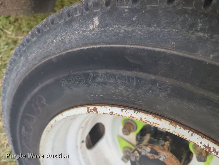 image for item MY9377 2015 Isuzu NPR  refrigerated delivery truck