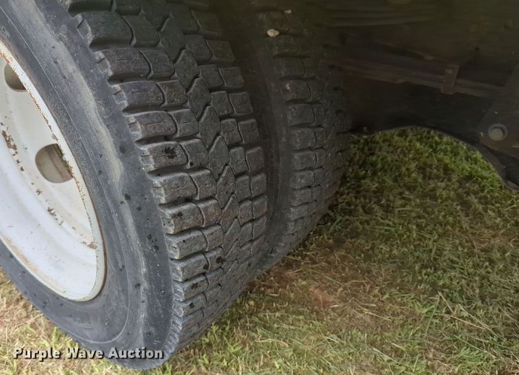 image for item MY9377 2015 Isuzu NPR  refrigerated delivery truck