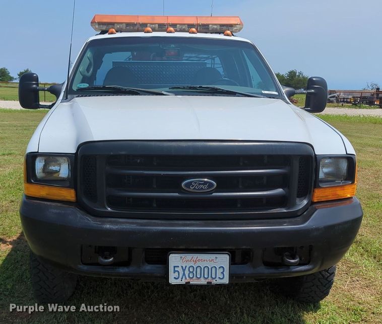 image for item MY9379 1999 Ford  F350 Super Duty  brush fire truck