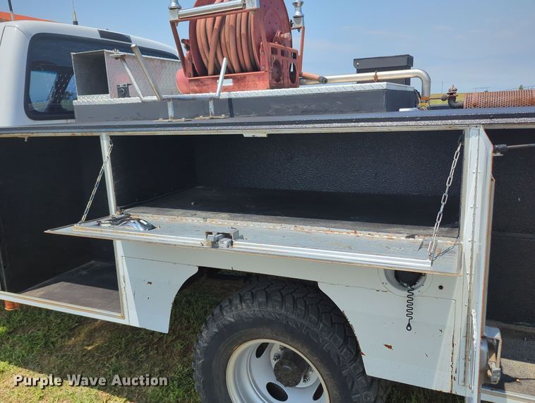 image for item MY9379 1999 Ford  F350 Super Duty  brush fire truck